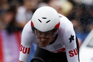 Stefan Küng a fêré dimanche sa 1re victoire d'étape sur un grand Tour KEYSTONE/EPA/YOAN VALAT